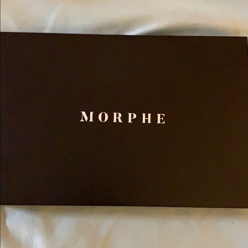 Morphe 15-shade Artistry Palette